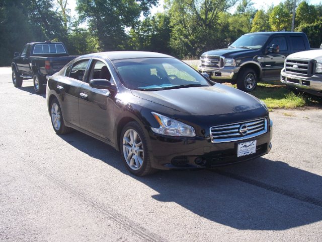 2012 Nissan Maxima Unknown