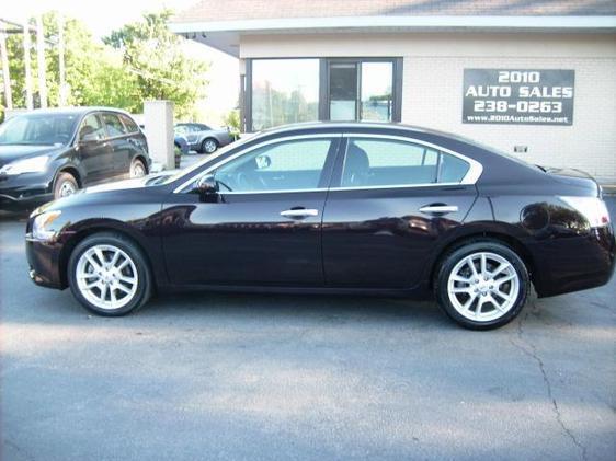 2012 Nissan Maxima XR