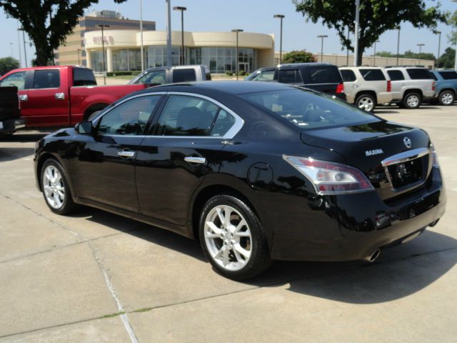 2012 Nissan Maxima XR