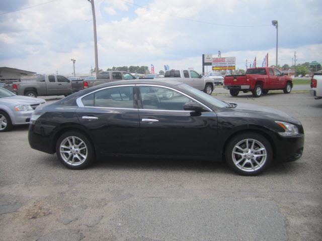 2013 Nissan Maxima Unknown