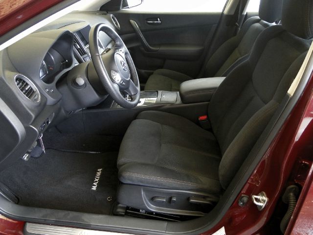 2013 Nissan Maxima XR