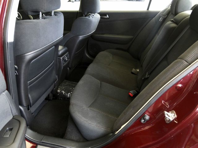 2013 Nissan Maxima XR