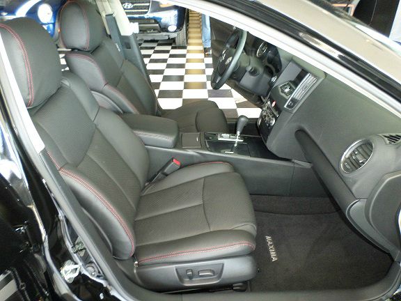 2013 Nissan Maxima XR