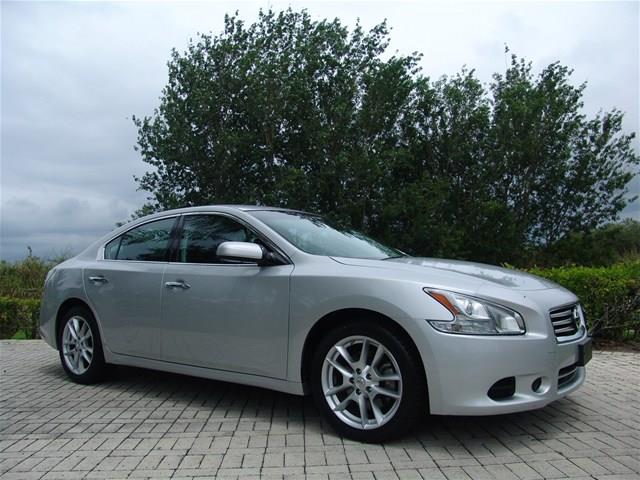 2013 Nissan Maxima Supercab 139 XLT 4WD