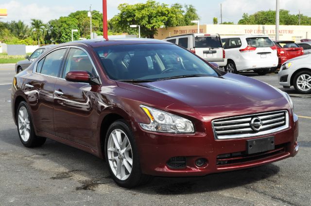 2014 Nissan Maxima XR