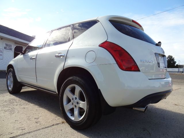 2005 Nissan Murano Lariat Crew Cab 4WD DRW