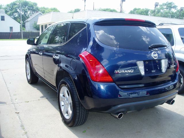2005 Nissan Murano Lariat Crew Cab 4WD DRW