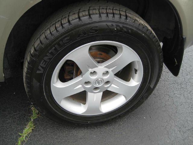 2005 Nissan Murano Lariat Crew Cab 4WD DRW