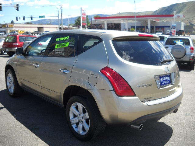 2006 Nissan Murano Lariat Crew Cab 4WD DRW