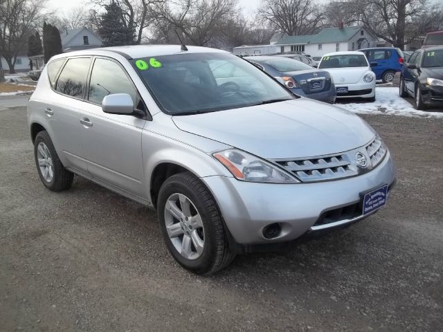 2006 Nissan Murano Lariat Crew Cab 4WD DRW