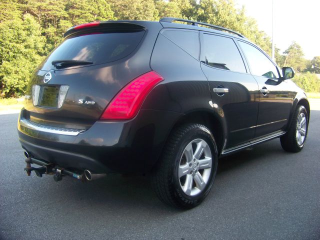 2007 Nissan Murano Lariat Crew Cab 4WD DRW