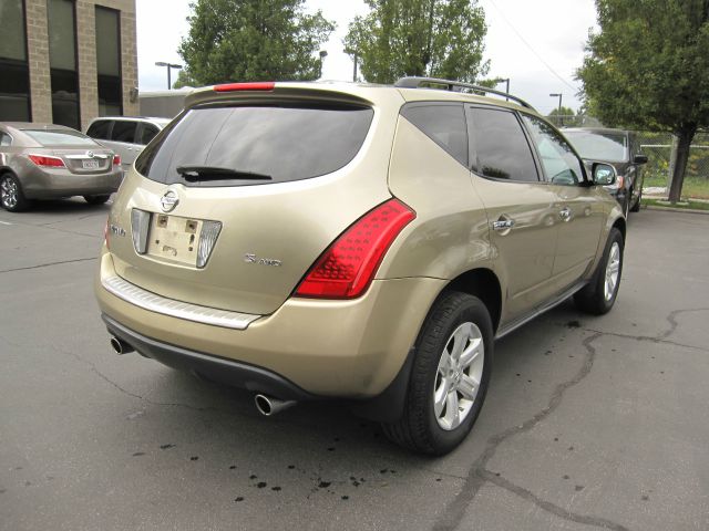 2007 Nissan Murano Lariat Crew Cab 4WD DRW