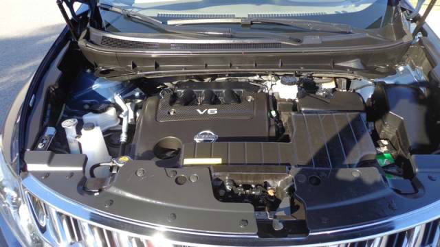 2009 Nissan Murano Lariat Crew Cab 4WD DRW