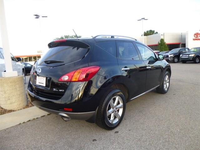 2010 Nissan Murano 5 Series 530i Sedan 4D