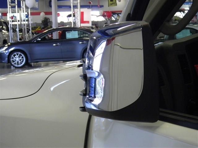 2013 Nissan NV 2DR 3.8 GRD TOUR AT