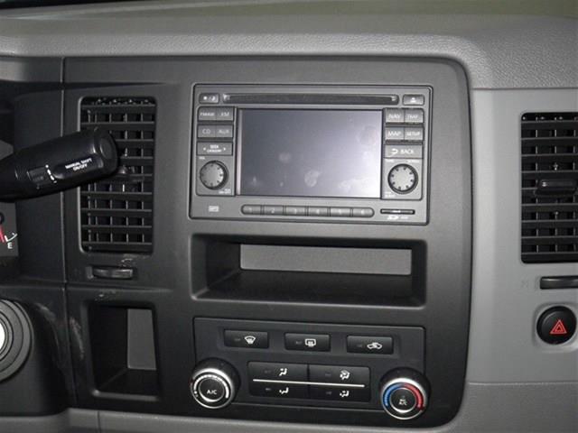 2013 Nissan NV 2DR 3.8 GRD TOUR AT