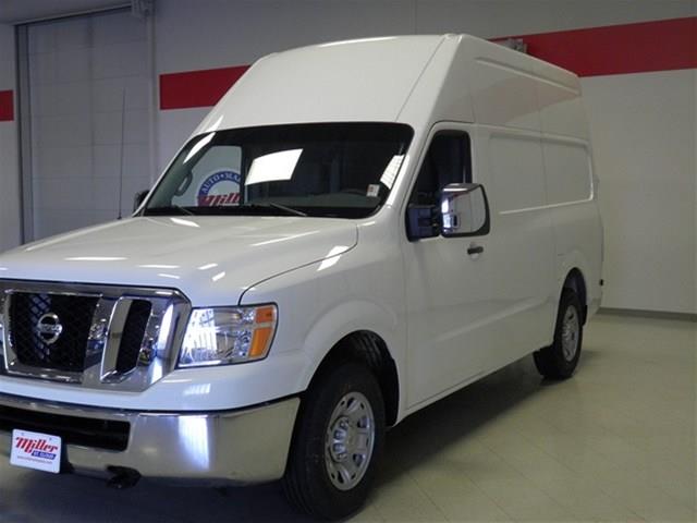 2013 Nissan NV 2DR 3.8 GRD TOUR AT