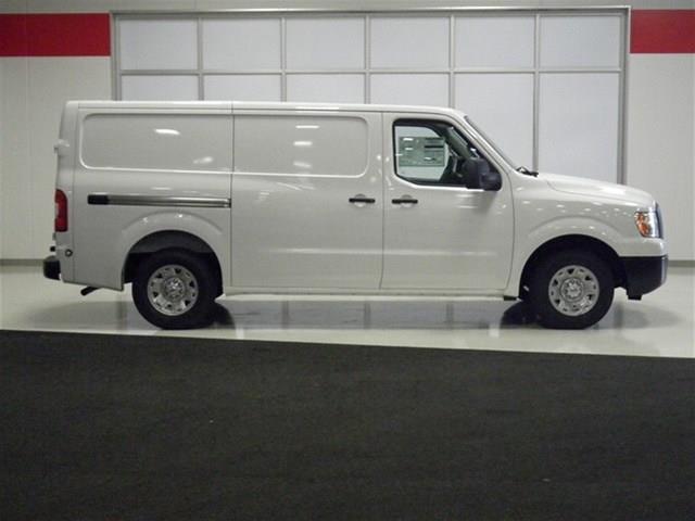 2013 Nissan NV 4dr Sdn 3.2L Quattro S Line
