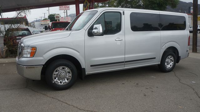 2013 Nissan NV3500 Bonneville A2