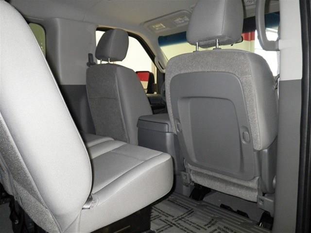 2013 Nissan NV3500 2DR 3.8 GRD TOUR AT