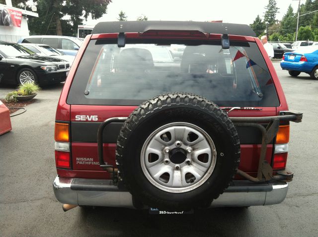 1993 Nissan Pathfinder 4dr Quad Cab HD