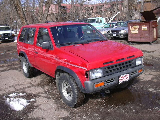 1994 Nissan Pathfinder 4dr Quad Cab HD