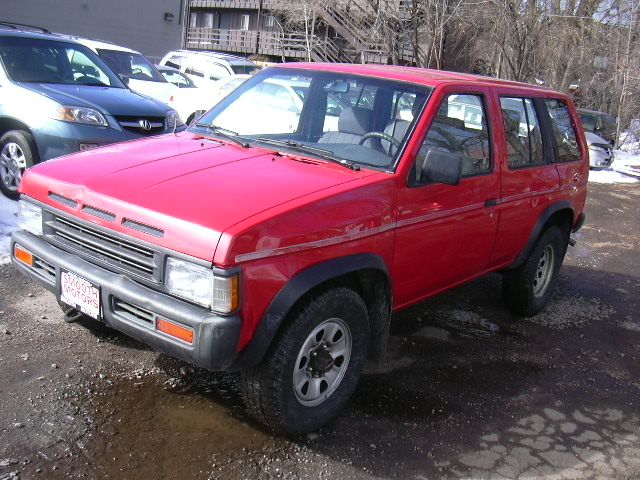 1994 Nissan Pathfinder 4dr Quad Cab HD
