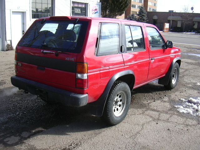 1994 Nissan Pathfinder 4dr Quad Cab HD