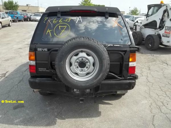 1995 Nissan Pathfinder 4dr Quad Cab HD