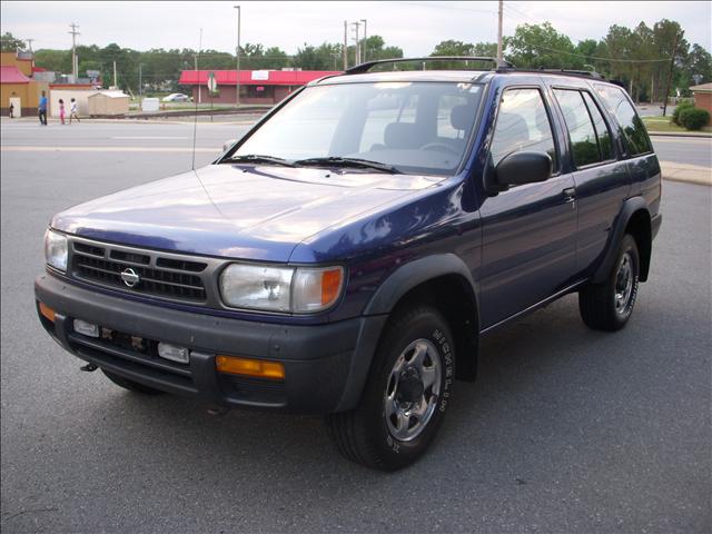 1996 Nissan Pathfinder Unknown