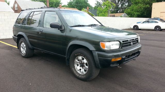 1996 Nissan Pathfinder Unknown
