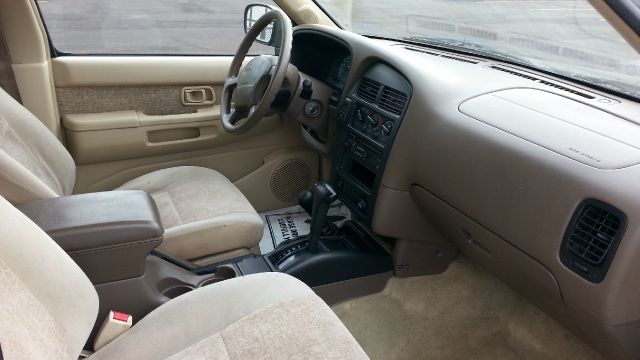 1996 Nissan Pathfinder Unknown