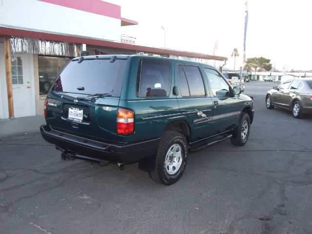 1996 Nissan Pathfinder 3.0L Auto ES
