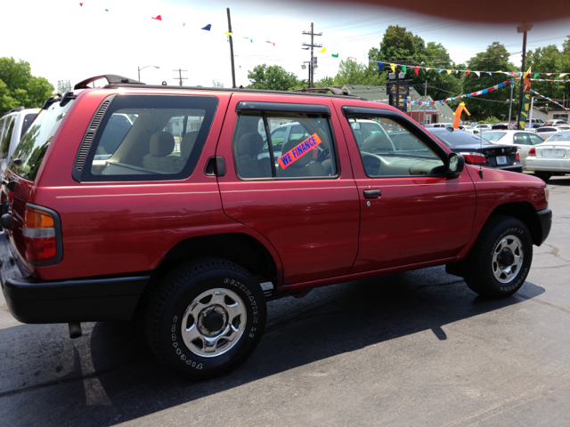 1997 Nissan Pathfinder 4dr Quad Cab HD
