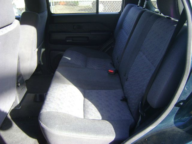 1997 Nissan Pathfinder 4dr Quad Cab HD