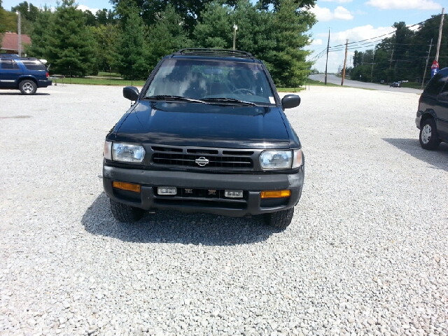 1997 Nissan Pathfinder EX-L AWD