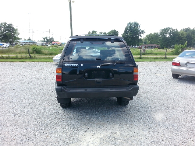 1997 Nissan Pathfinder EX-L AWD