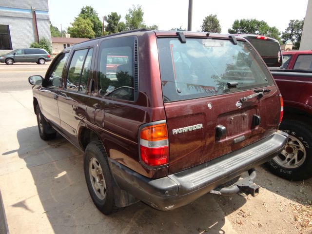 1997 Nissan Pathfinder EX-L AWD