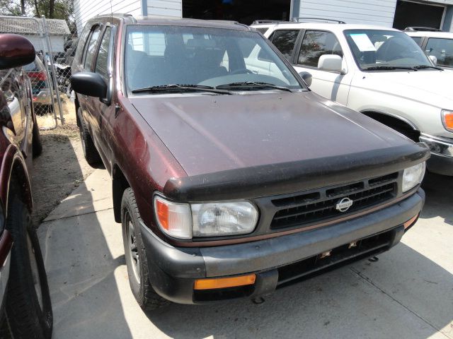 1997 Nissan Pathfinder EX-L AWD