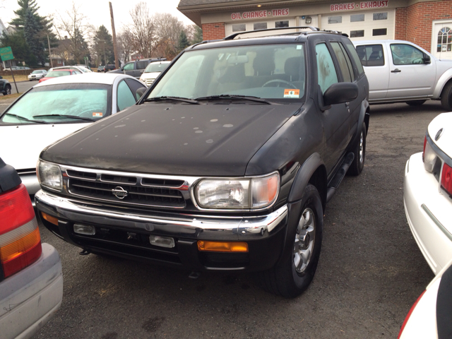 1997 Nissan Pathfinder EX-L AWD