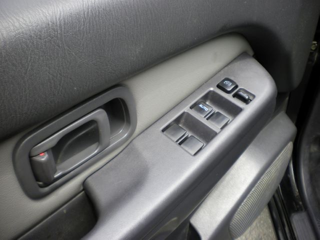 1998 Nissan Pathfinder EX-L W/ DVD System