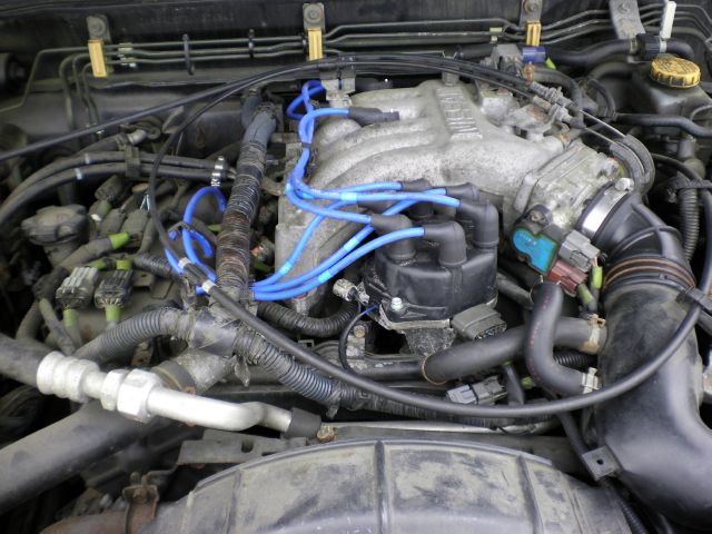 1998 Nissan Pathfinder EX-L W/ DVD System