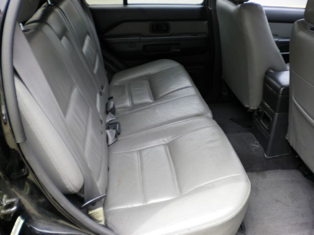 1998 Nissan Pathfinder EX-L W/ DVD System