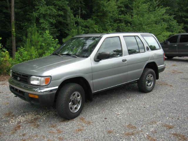 1998 Nissan Pathfinder EX-L W/ DVD System
