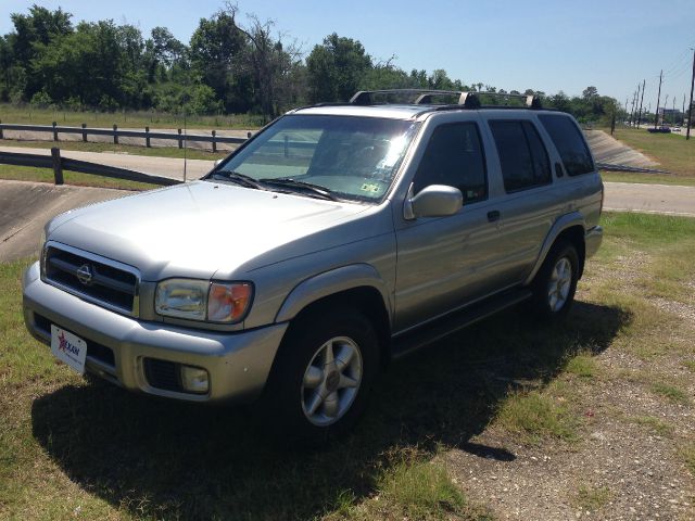 1999 Nissan Pathfinder EX-L AWD