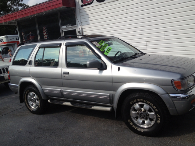 1999 Nissan Pathfinder EX-L AWD