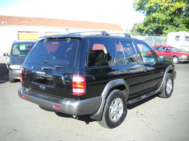 1999 Nissan Pathfinder EXT CAB Z-71