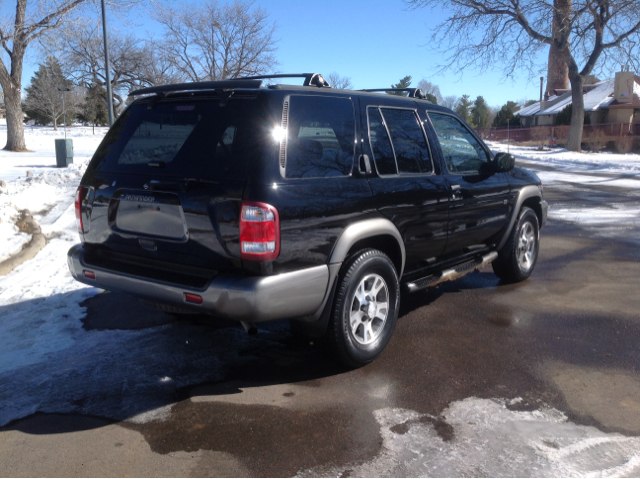 1999 Nissan Pathfinder EXT CAB Z-71