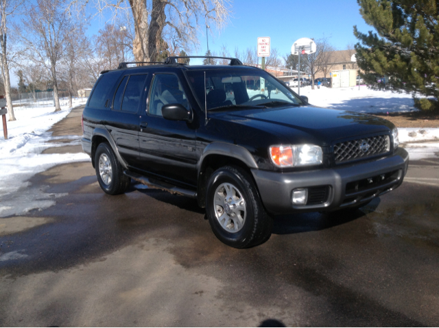 1999 Nissan Pathfinder EXT CAB Z-71