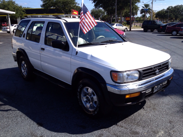 1999 Nissan Pathfinder EX-L AWD